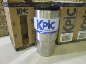 lot 165 image: (EC1) Lot of 6 - 20 ounce K Pic Dou...