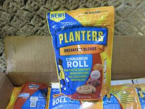 lot 247 image: (C-1) Case of 12 Bags Planters Brea...