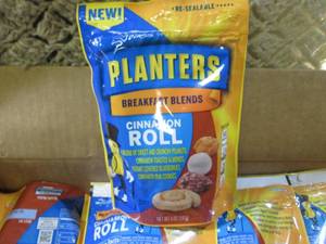 lot 248 image: (C-1) Case of 12 Bags Planters Brea...