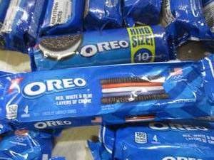 lot 269 image: (C-1) Assorted Oreo Cookies Past Da...