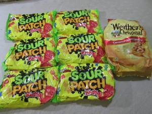 lot 280 image: (C-1) Assorted Candy Past Date...