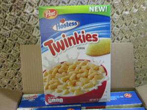 lot 289 image: (EC2) Lot of 11 Boxxes Hostess Twin...