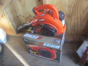 lot 81 image: Echo Gas Blower