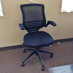 lot 4 image: MSRP $220&nbspRealspace Calusa Mesh Mid-Back Managers Chair - Cushioned Arms Lift Up For Easy Access _ Excellent Condition