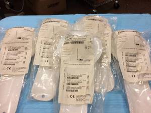 lot 64 image: MSRP $30 EACH Lot Of 5 New HandWrist Splints