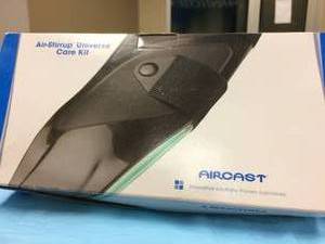 lot 39 image: NEW IN BOXES LOT OF 2&nbspAircast 02EK Air-stirrup Universe Ankle Sprain Care Kit - This Is Awesome  Perfect For Those Of Us Who Have The Stumbling Clumsy Genetic Disposition MSRP $50 Each
