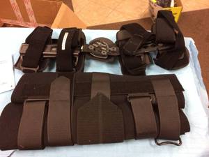 lot 35 image: MSRP $400&nbspDonjoy TROM(Total Range Of Motion)&nbspLeg Brace Advance Cool & Breathable Post Operative For&nbspACL, PCL, MCL, LCL, Total Knee Replacement Surgeries & Meniscal Repairs Etc. Plus Extra Leg Brace - Like New Condition