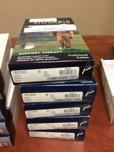 lot 92 image: NSRP $300 Lot OF 5&nbspSigvaris Sport Therapy Compression Socks White Color - B Size