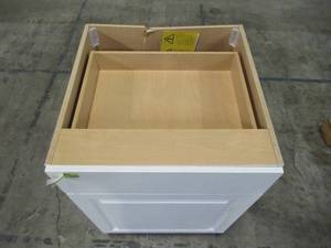 lot 107 image: Hampton Bay Benton Assembled 24 x 34.5 x 24.5 in. Base Cabinet with Soft Close Full Extension Drawer in White BT2435B-WH