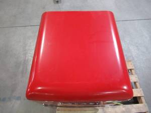 lot 202 image: Galanz 3.1 cu. ft. Retro Mini Fridge with Dual Door True Freezer in Red GLR31TRDER