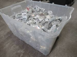 lot 616 image: WHOLESALE MIXED BIN OF MISCELLANEOUS CABINET & DRESSER DRAWERDOOR PULLS