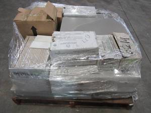 lot 311 image: WHOLESALE MIXED PALLET OF MISCELLANEOUS FLOORWALL TILE