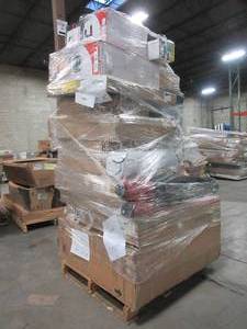 lot 223 image: WHOLESALE MIXED PALLET OF GARAGEPATIO ITEMS AND HOME DECOR