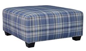 lot 5 image: BRAND NEW - Ashley Furniture Reevesville Oversized Accent Ottoman 1930308