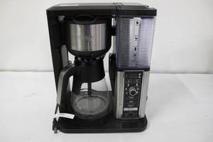 lot 19 image: Ninja Specialty Coffee Maker with Glass Carafe CM401