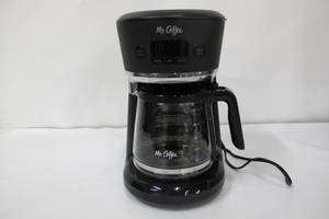 lot 64 image: Mr. Coffee Easy Measure 12-Cup Programmable Coffeemaker