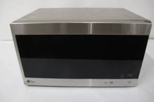 lot 84 image: LG - NeoChef 0.9 Cu. Ft. Compact Microwave with EasyClean - Stainless steel