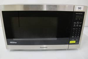 lot 90 image: Panasonic 1.3CuFt Stainless Steel Countertop Microwave Oven