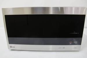 lot 92 image: LG - NeoChef 0.9 Cu. Ft. Compact Microwave with EasyClean - Stainless steel