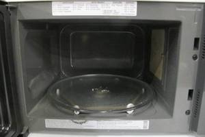 lot 96 image: LG - NeoChef 0.9 Cu. Ft. Compact Microwave with EasyClean - Stainless steel