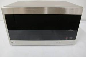 lot 97 image: LG - NeoChef 0.9 Cu. Ft. Compact Microwave with EasyClean - Stainless steel