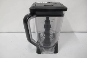 lot 133 image: Ninja 72 oz. Pitcher with Lid