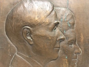 lot 16 image: Heavy Vintage 1930s Solid Bronze Relief Building Plaque