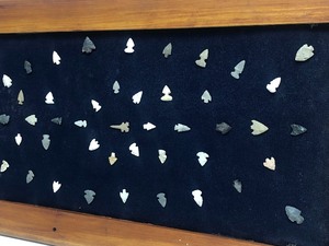 lot 59 image: Display with Many Early Small Stone Arrowheads