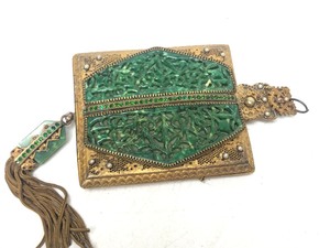 lot 70 image: Beautiful Antique Victorian Jeweled Trinity Gold Plated Purse
