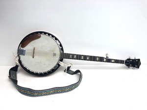lot 80 image: Nice Vintage GLOBAL Banjo wCase
