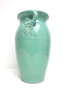 lot 118 image: LARGE Old McCoy Art Pottery Vase