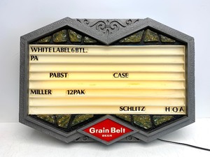 lot 218 image: Working Vintage GRAIN BELT Lighted MenuPrice Beer Sign