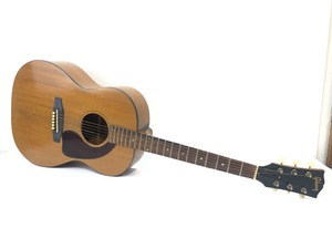 lot 237 image: Orig 1960s GIBSON Model LG-1 Acoustic Guitar wCase