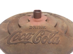 lot 259 image: Original 1930s Embossed Cast Iron COCA COLA Lollipop Sign Base