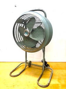 lot 263 image: Working Vintage Mid Century Industrial WESTINGHOUSE Rolling Fan