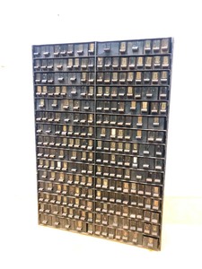 lot 265 image: Very Cool Antique Industrial Steel Multi-Drawer Typeset Cabinet - 230 Drawers