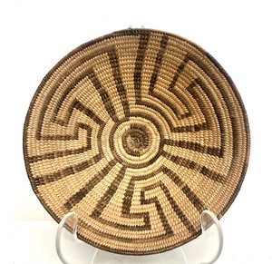 lot 276 image: Antique Pima Native American Geometric RollingWhirling Log Design Basket