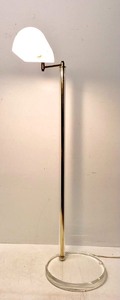 lot 282 image: Mid Century BAUER Lucite & Brass Swing Arm ReadingFloor Lamp