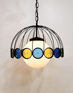 lot 292 image: Signed Mid Century Acrylic Disc Hanging Lamp by LIGHTCRAFT Of California