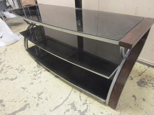 TV CONSOLE