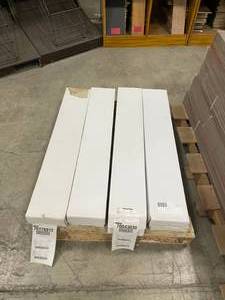 lot 813 image: 181 SF Woodland Oak Truloc White Wash LVP Flooring