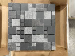 lot 830 image: 41 Sheets Porcelain Mosaic Tile Modular Grey