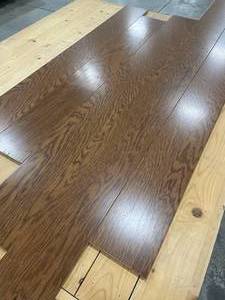 lot 800 image: 1107 SF Somerset Cabin Grade Oak Saddle Engineered Hardwood Flooring