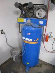 lot 2 image: Puma Industrial Air Compressor With...