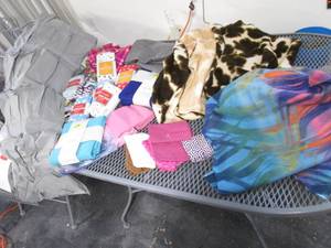 lot 26 image: Lot of Fabric (1 Yard Sections, 2 Y...