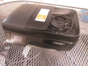 lot 31 image: HP OfficeJet 3830 Printer...