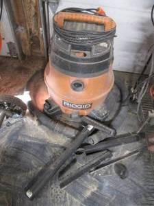 lot 66 image: 14 Gallon Ridgid Shop Vac With Atta...