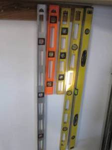 lot 87 image: 5 Assorted Sized Levels See Photos...