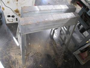 lot 95 image: (2) Foldable Sawhorses...