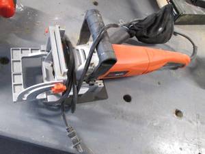 lot 109 image: Rexbeti Handi Saw Model# REX031 ...